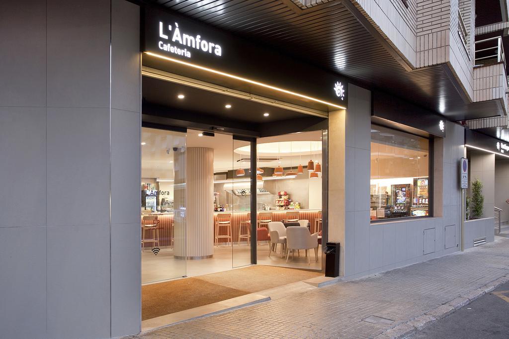 欧亨尼奥港酒店 坎布里尔斯 外观 照片